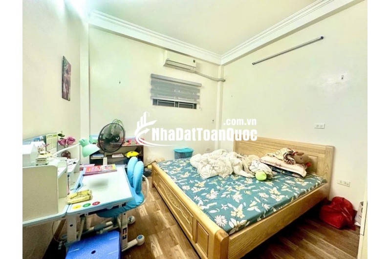 BÁN NHÀ  CỔ LINH THẠCH BÀN LONG BIÊN – 39M² – 4 TẦNG – NGÕ Ô TÔ – 4 PHÒNG NGỦ – 7,8 TỶ – SỔ ĐỎ CHÍNH CHỦ